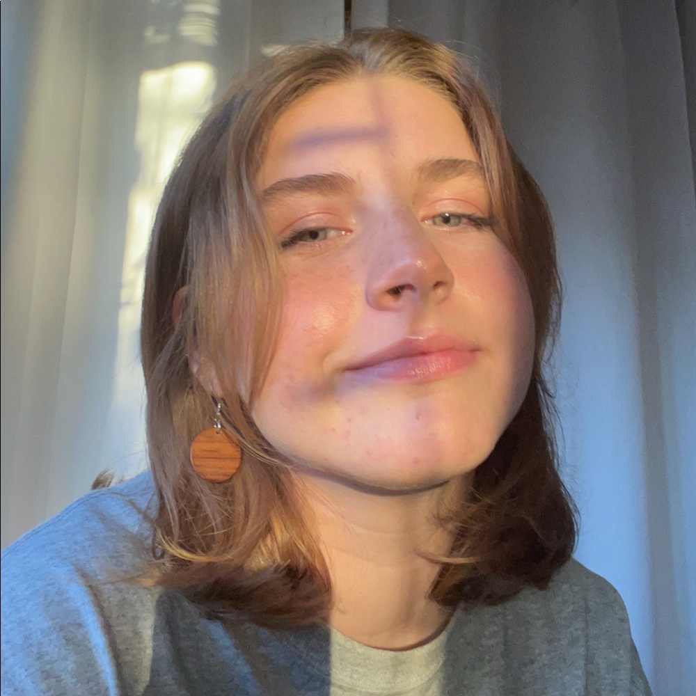 Meet your Posher, Kenzie